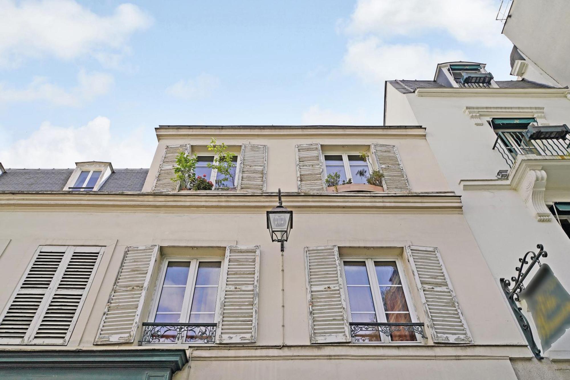 Parisian Charm In The Heart Of The Marais ! Apartment