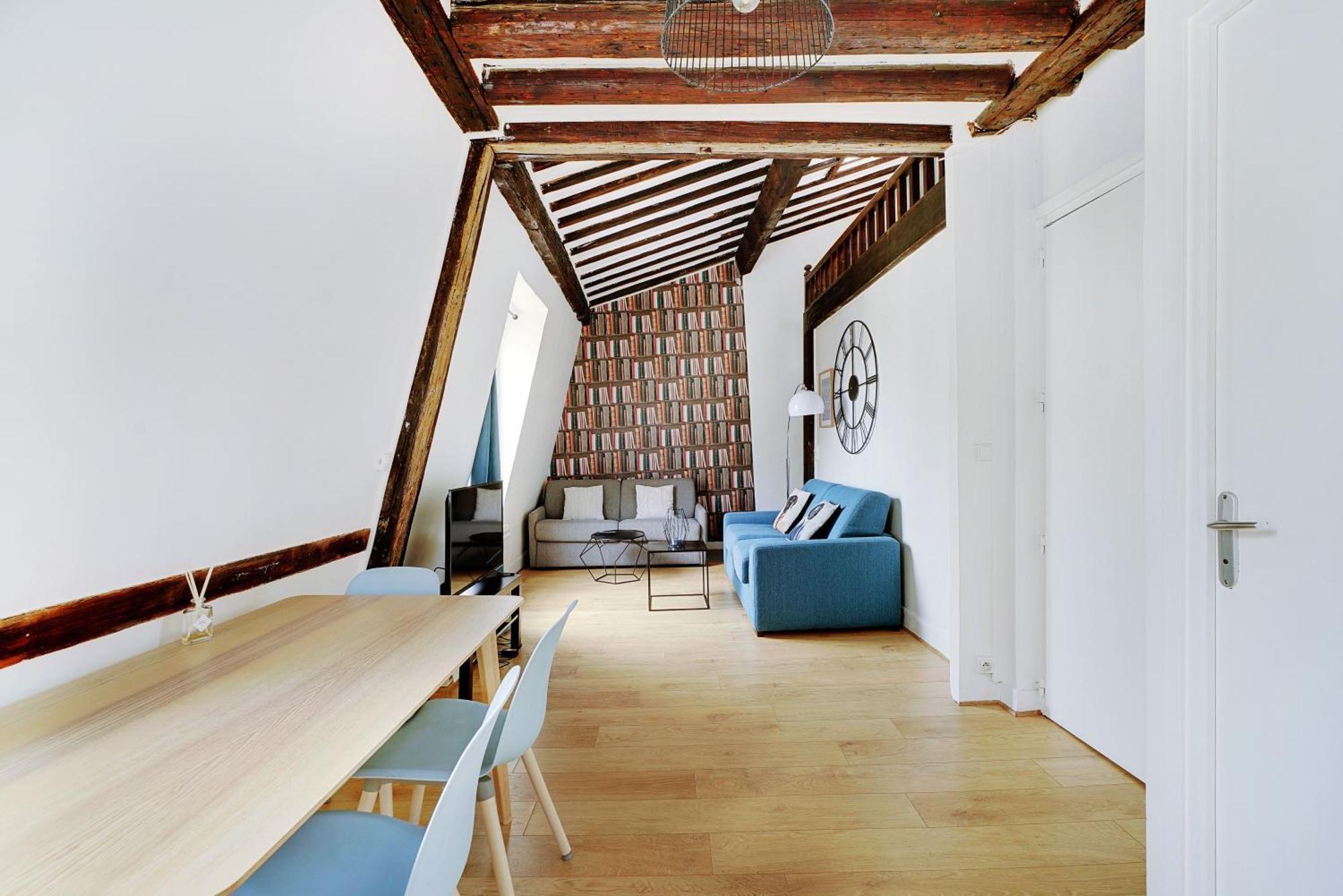 Apartment Parisian Charm In The Heart Of The Marais ! Paris